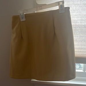 New with tags Abercrombie vegan leather skirt!